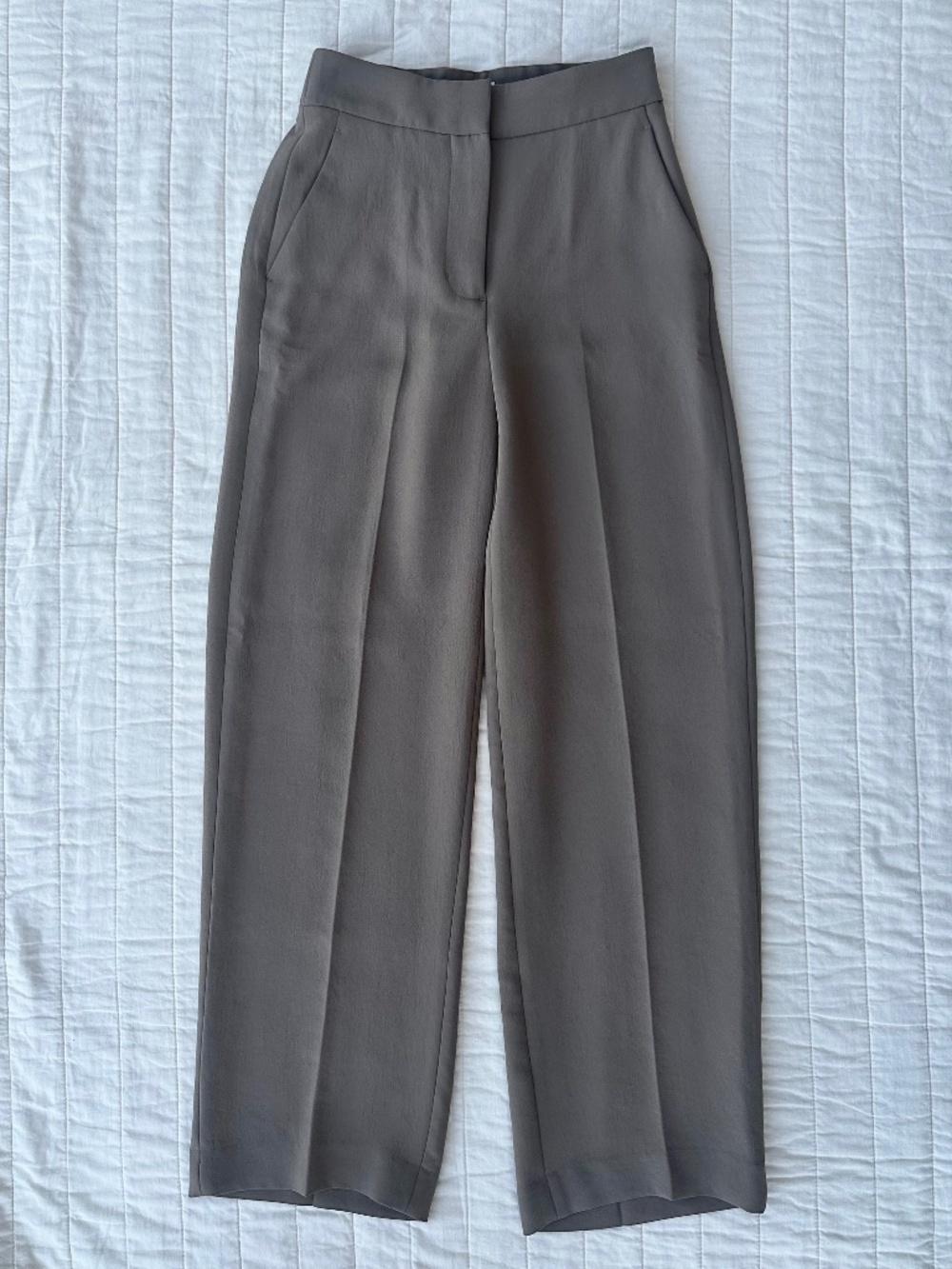 Aritzia Limitless Pant | Cola Taupe | Size 00 Petite | 100% Polyester